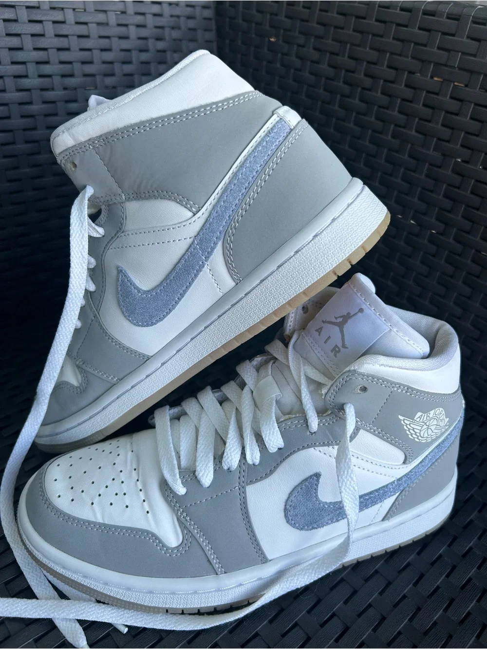 Nike Air Jordan 1 Mid White & Light Gray Women's Sneakers size 6.5
